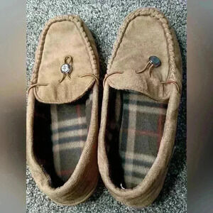 2/$30 Men's weatherproof slippers (#295)